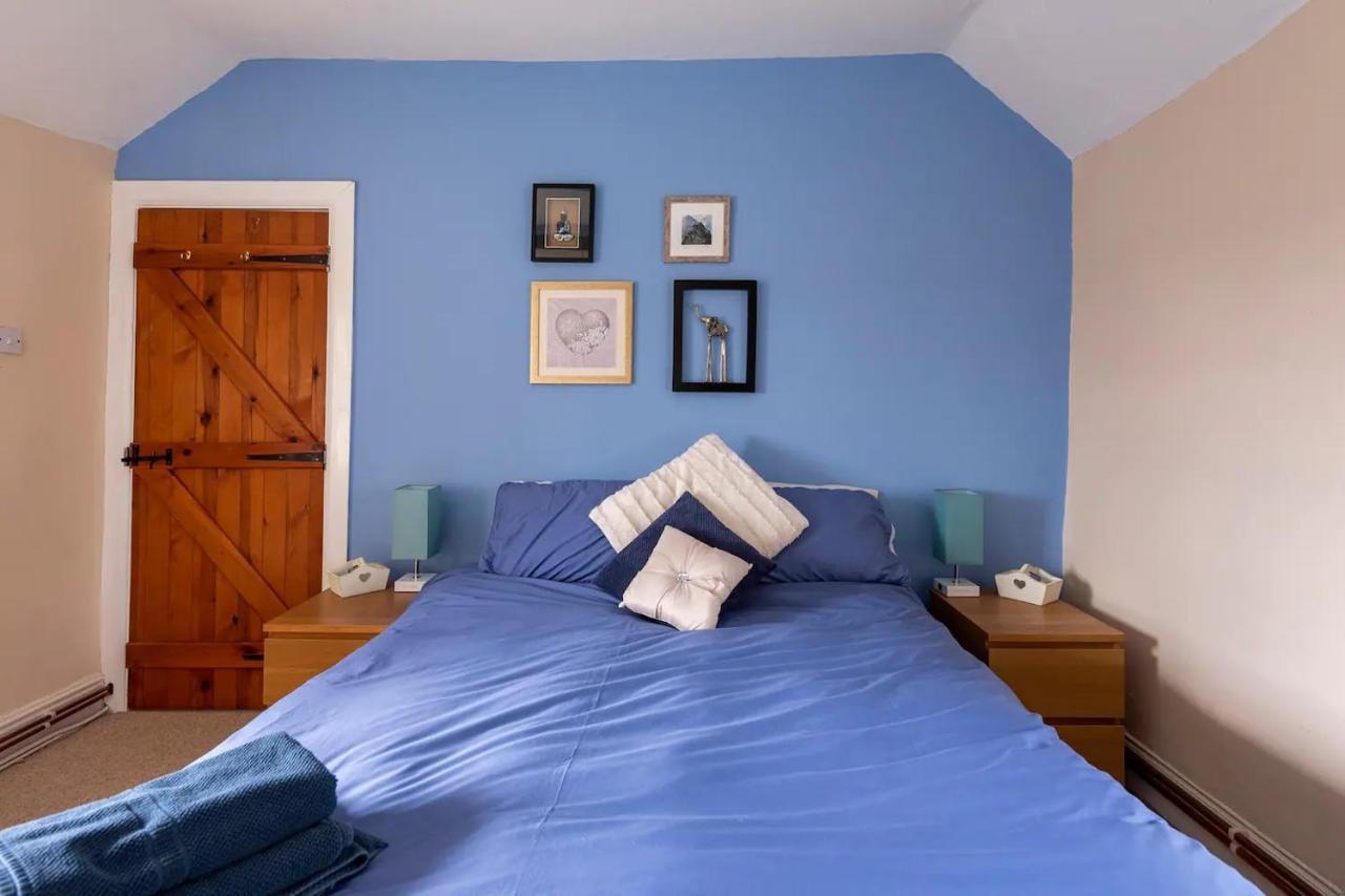 Llys Onnen - North Wales Holiday Cottage モールド エクステリア 写真
